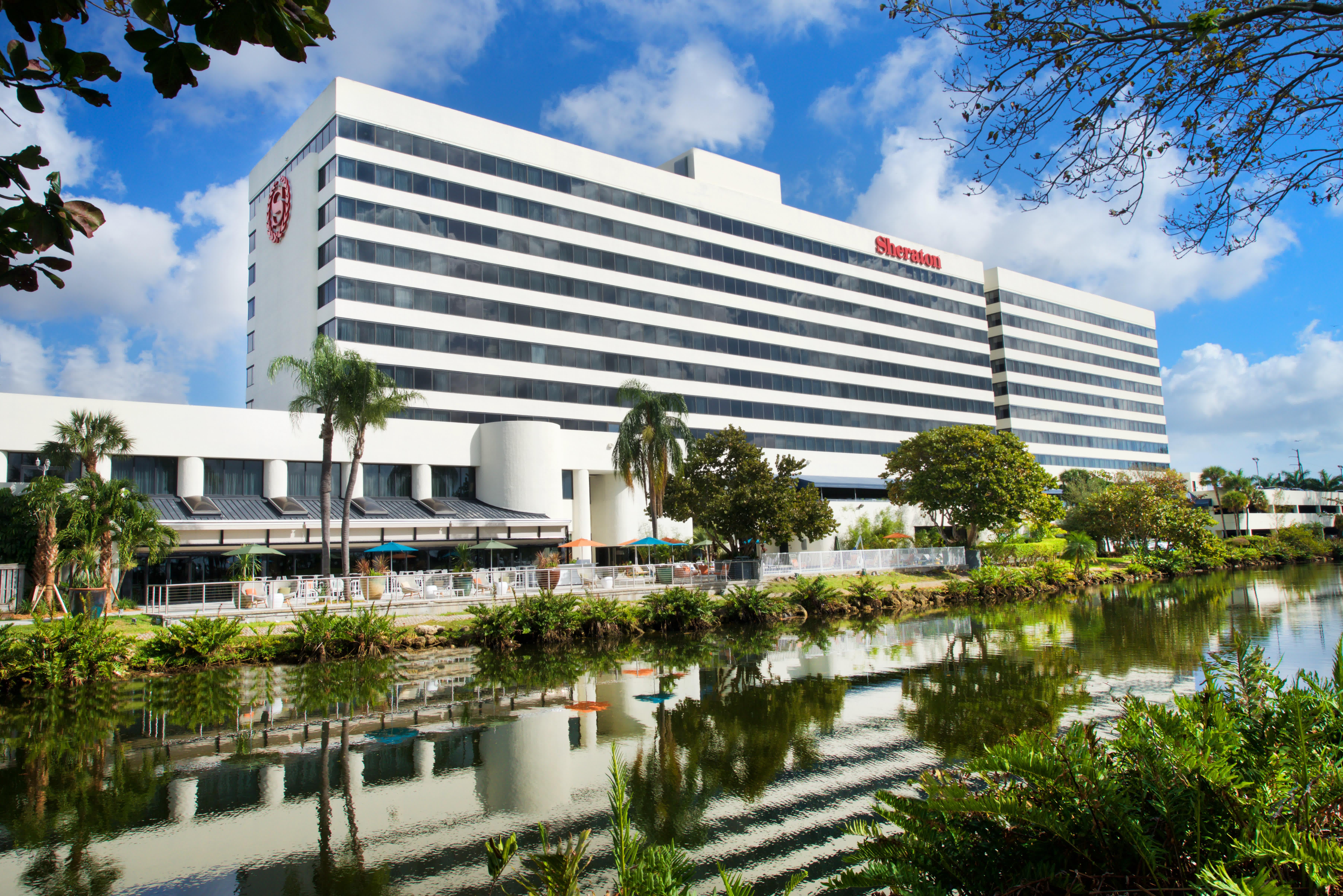 Sheraton Miami Airport Hotel And Executive Meeting Center Miami Springs Exterior photo