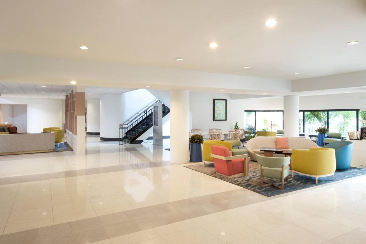 Sheraton Miami Airport Hotel And Executive Meeting Center Miami Springs Exterior photo