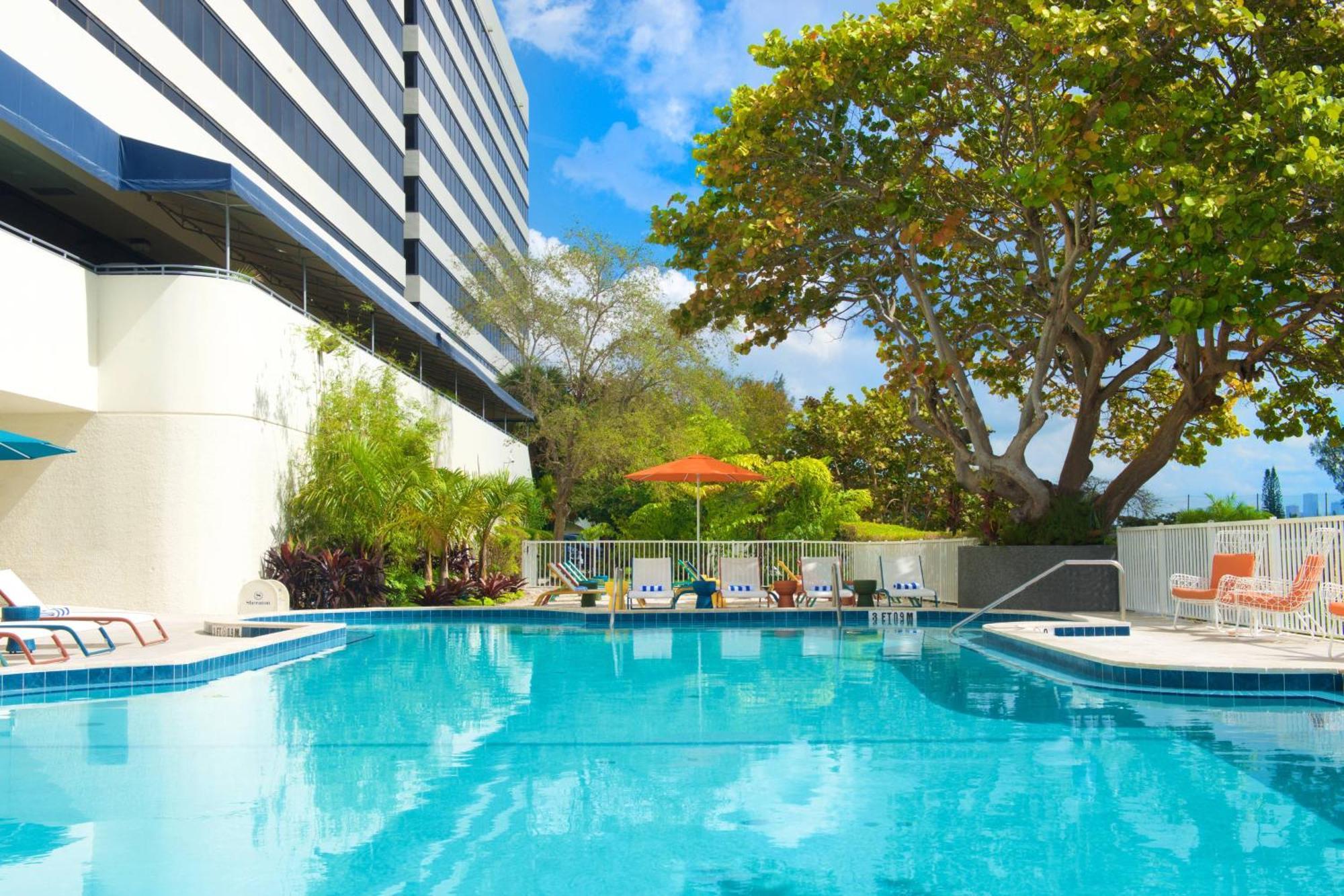 Sheraton Miami Airport Hotel And Executive Meeting Center Miami Springs Exterior photo