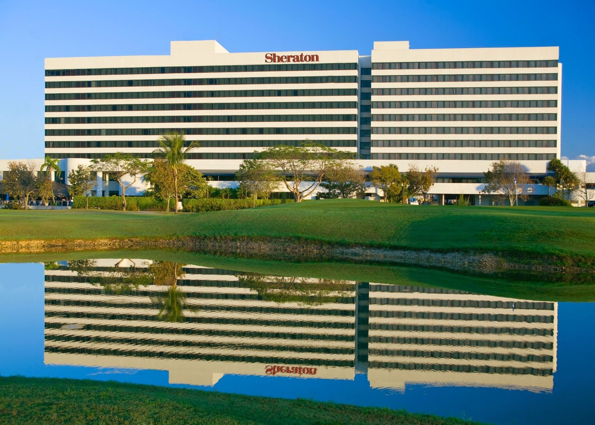 Sheraton Miami Airport Hotel And Executive Meeting Center Miami Springs Exterior photo